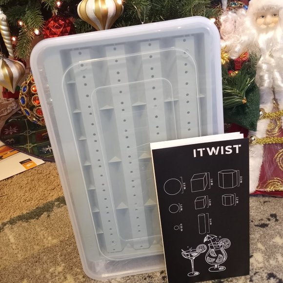 Ice Cube Trays, Hexagon Ice Trays with Lid, 32x3 PCS Ice Trays for Freezer - Picture 7 of 14